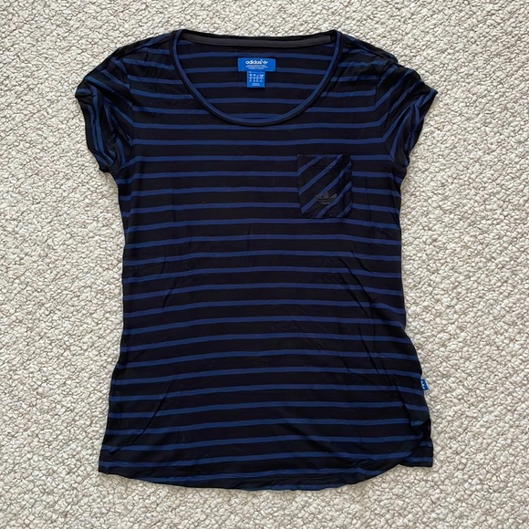 adidas Tops - Adidas striped shirt top
